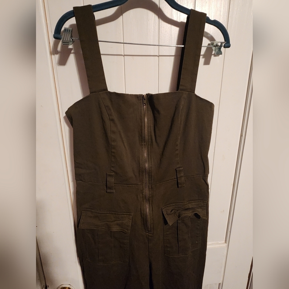 Olive green The Vintage shop jumpsuit. Size L - Picture 2 of 6
